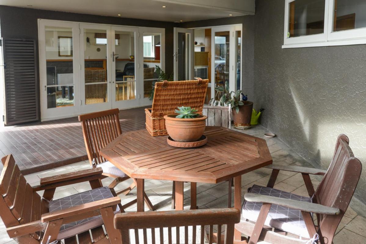 Breakwater Cottage - Napier Holiday Home Buitenkant foto