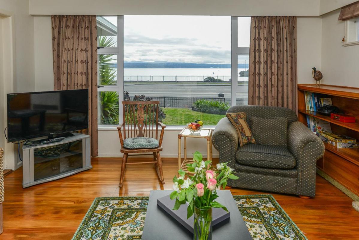 Breakwater Cottage - Napier Holiday Home Buitenkant foto